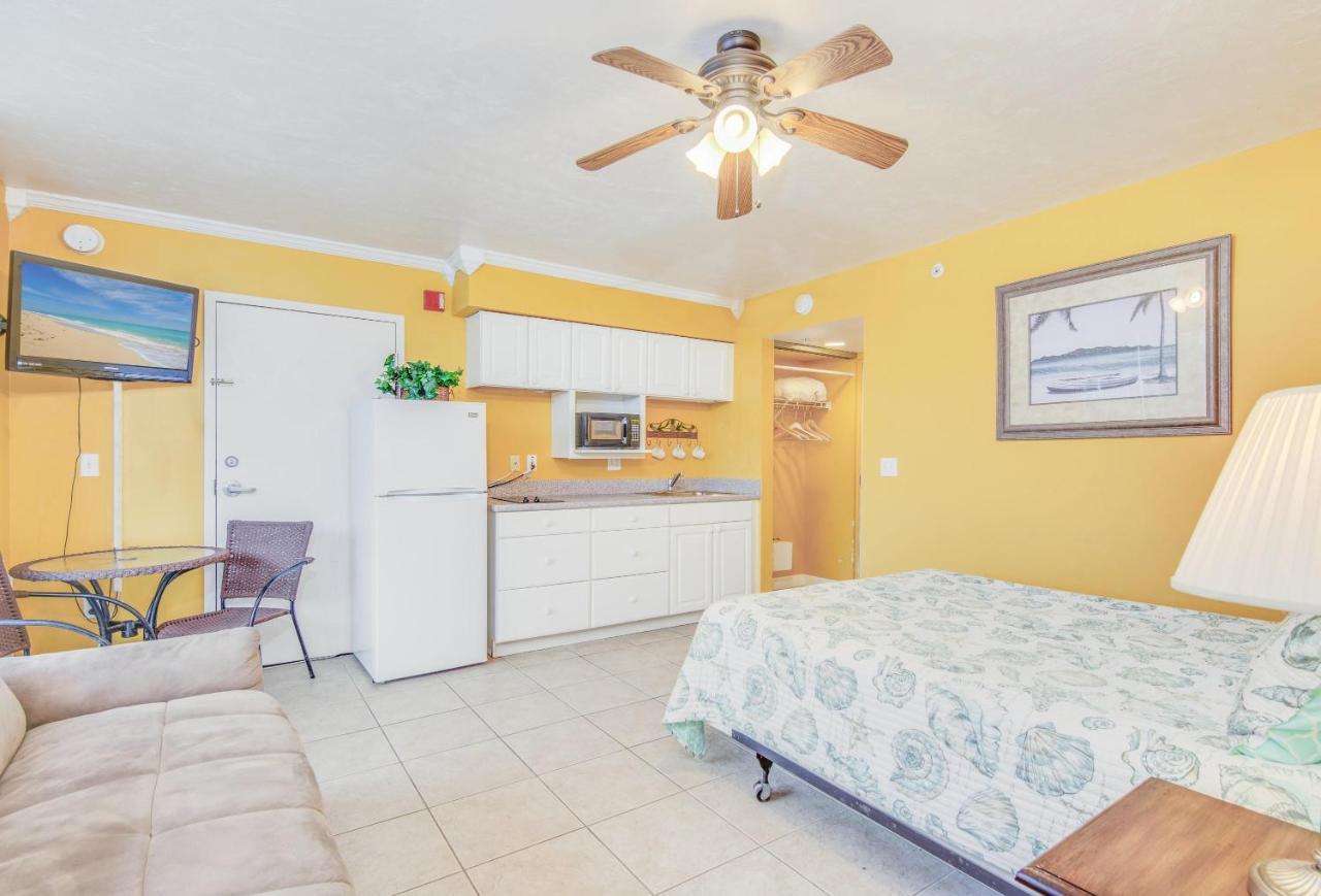 Casa Playa Condos Fort Myers Beach Exterior foto